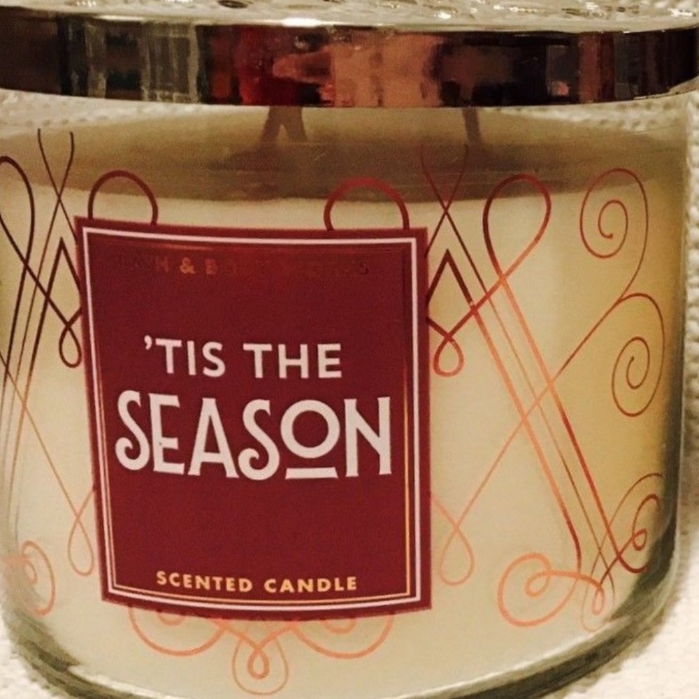 COPY - Bath Body Works 3 Wick Candle TIS THE SEASON new